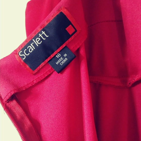 Gorgeous Red Dress - Picture 6 of 7